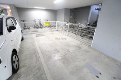 【駐車場】 | ウィスタリア新北野