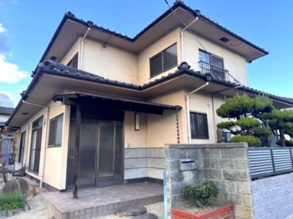 曙町倉庫付戸建て