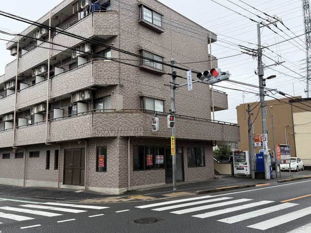 センチュリー小平の周辺|隣にコインパーキング