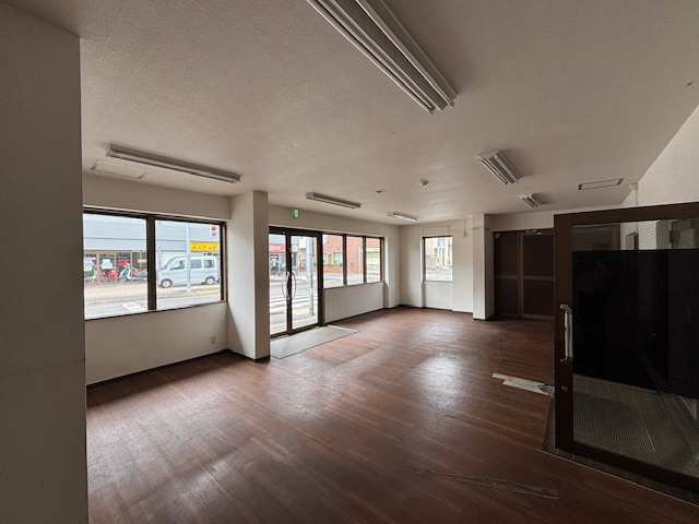 センチュリー小平のロビー|建物の内部です