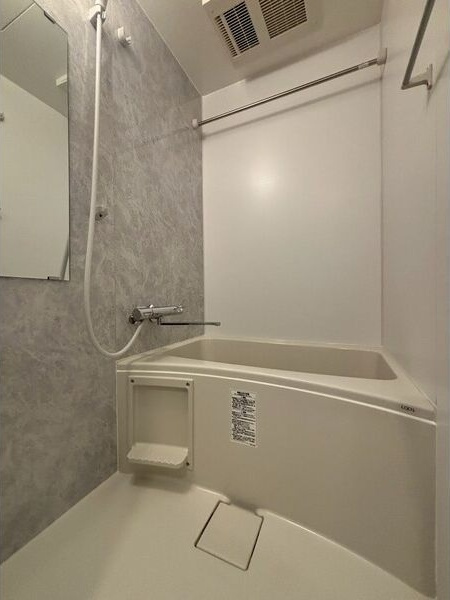 CREST TAPP金山の浴室