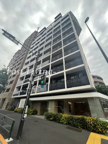 市谷仲之町ビューアパートメントのエントランス