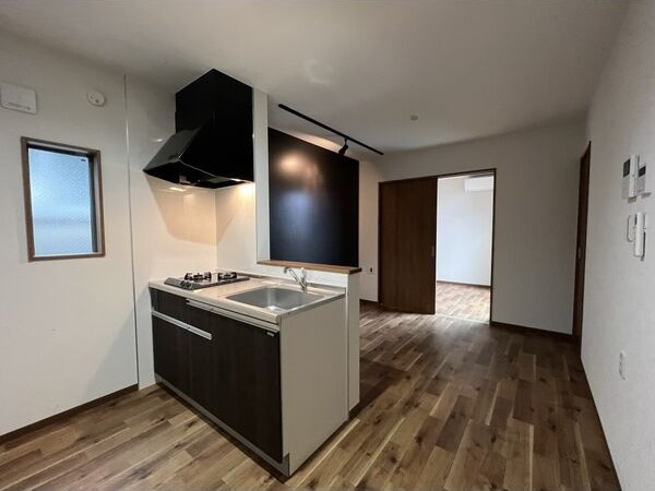 Taste八田の居間・リビング