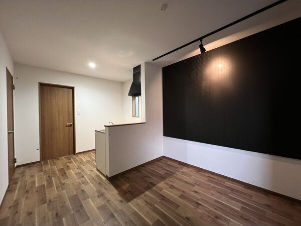 Taste八田の内装