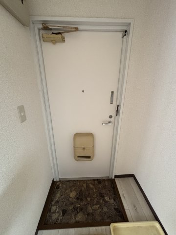 レジデンスＫ・Ｓの玄関