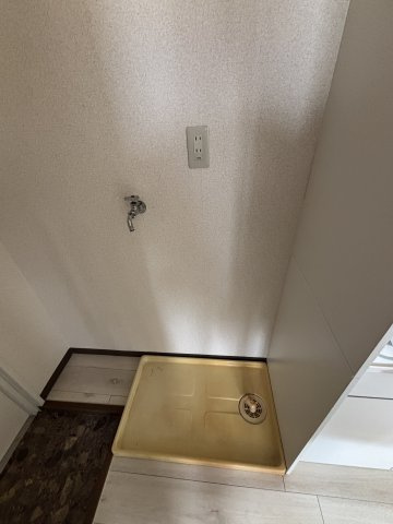 レジデンスＫ・Ｓの設備|洗濯機置き場
