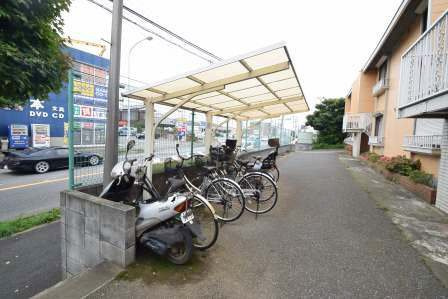 ネオハイツ伊藤のその他共用部分|駐輪場あり