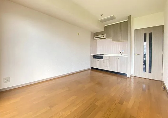 【中古マンション】ライオンズマンション川越南古谷第３の居間・リビング|8.1帖ダイニングキッチンです☆