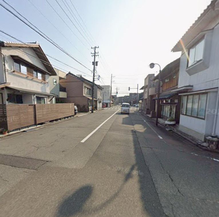 福井市西木田3丁目　土地の前面道路含む現地写真