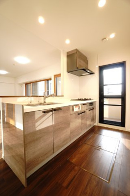 【キッチン】 | 【上質感リフォーム】サンヴェール海老園 | 室内（2025年12月8日8：00頃）撮影