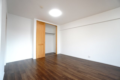 【居間・リビング】 | 【上質感リフォーム】サンヴェール海老園 | 室内（2025年12月8日8：00頃）撮影