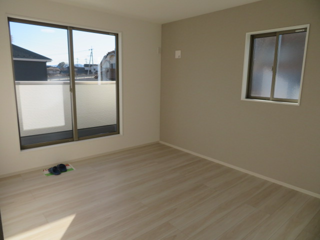 高崎市岩鼻町１期（全４棟）１号棟の洋室