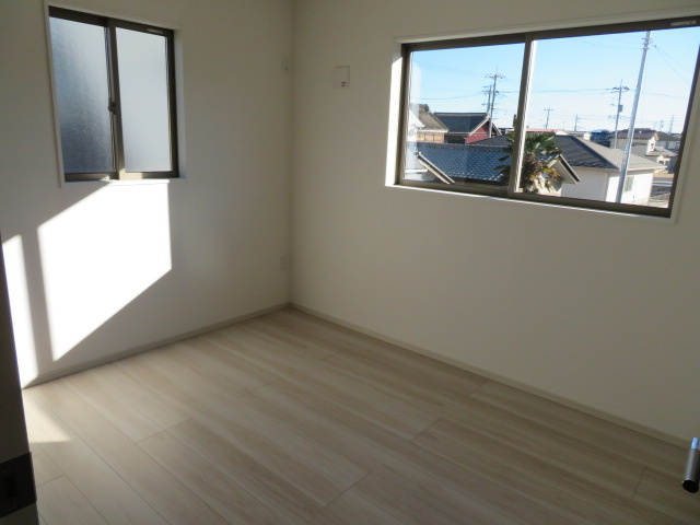 高崎市岩鼻町１期（全４棟）１号棟の洋室