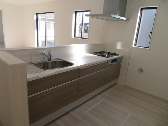 高崎市岩鼻町１期（全４棟）3号棟のキッチン