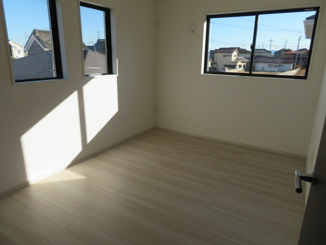 高崎市岩鼻町１期（全４棟）3号棟の洋室