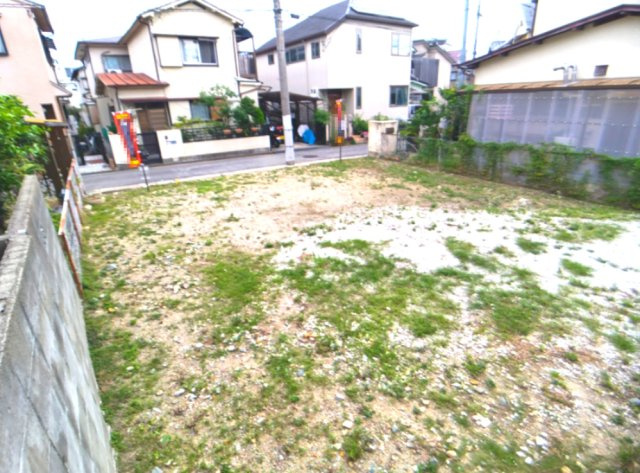 宝塚市安倉南4丁目　土地の前面道路含む現地写真