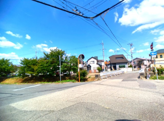 宝塚市安倉南4丁目　土地の周辺|『向畑橋(むこうばやしはし)』
近隣には天王寺川を架ける風情のある橋がございます。