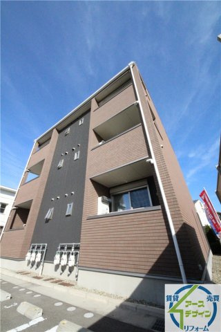 メゾネット・アンジュ参番館の外観