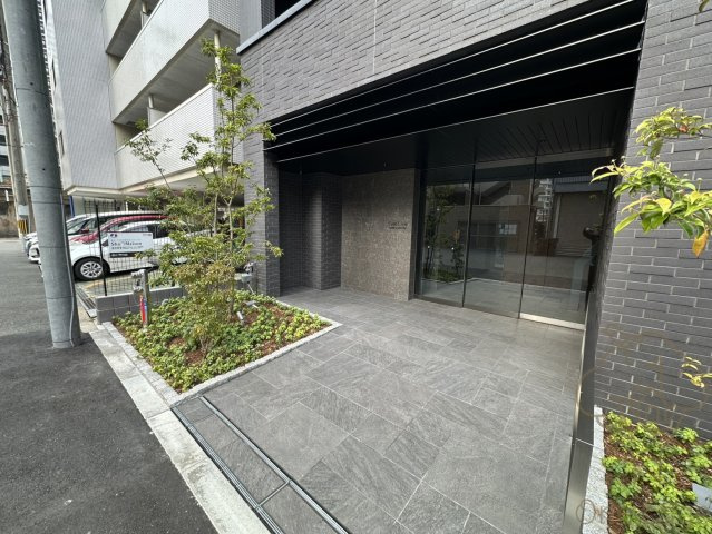 セントリヴィエ大阪梅田のエントランス