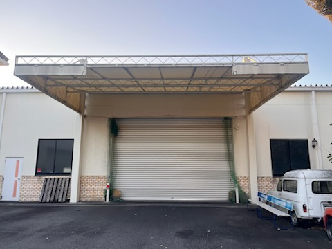 厚木市岡田5丁目倉庫の外観