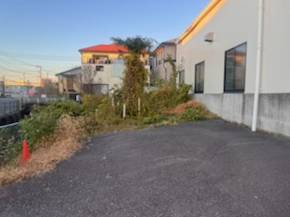 厚木市岡田5丁目倉庫の駐車場