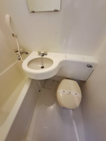 タケダビル95の洗面所