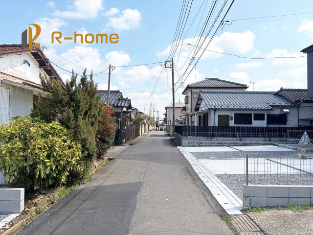 つくばみらい市谷井田9期　新築戸建て　1号棟の前面道路含む現地写真|堂々！建物完成♪実際のお部屋をご見学可能です♪
ご見学が一番の資料！お気軽にお問い合わせ下さい♪