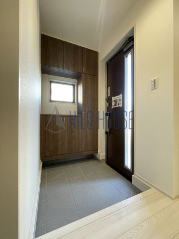 Sumai-to川越市かすみ野09の玄関