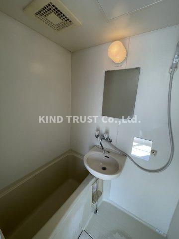 相和ビル1号館の浴室|コンパクトで使いやすいお風呂です