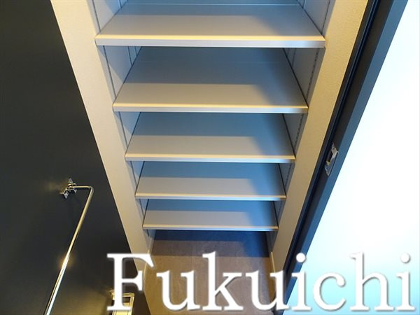 ルネサンスコート目黒南の収納