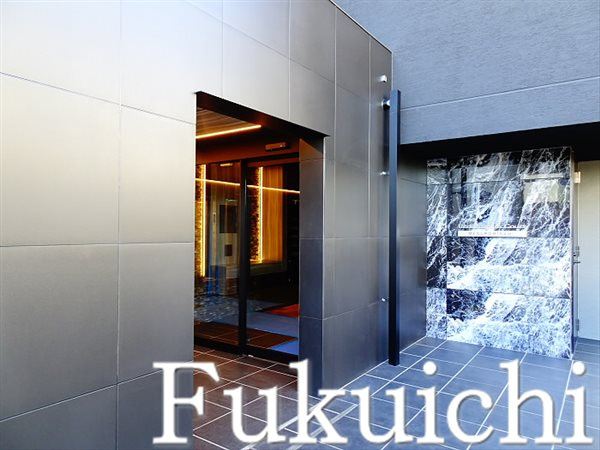 ルネサンスコート目黒南のエントランス