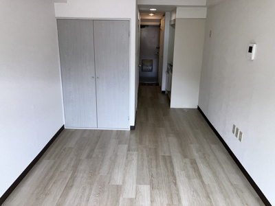 【洋室】 | ピロ・ルシュリカ