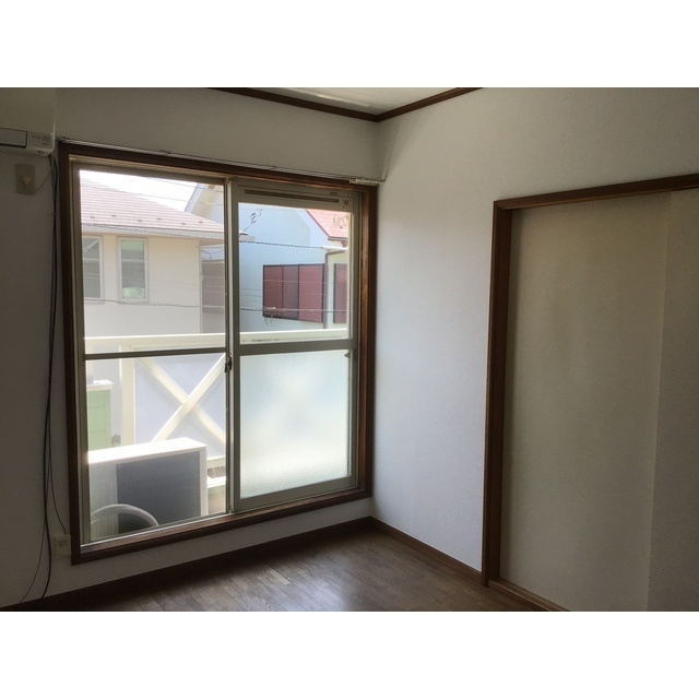 サンドリングハイムBの居間・リビング