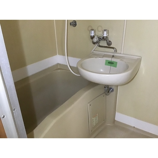 サンドリングハイムBの浴室