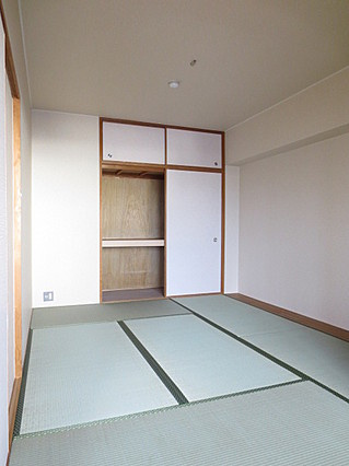 グランディア篠原の和室