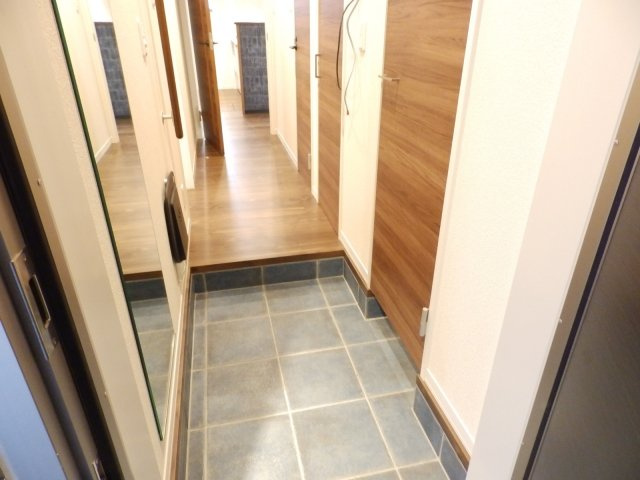 Ｎ-ＣＵＢＥの玄関