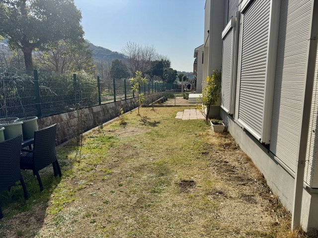 阪南市桃の木台7丁目　中古戸建の庭