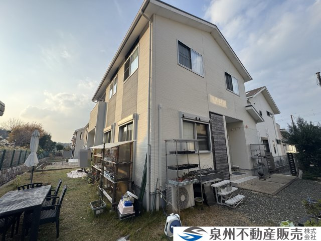 阪南市桃の木台7丁目　中古戸建の外観|デザインの美しさと、建物としての健全性。その両方を兼ね備えた、末永く安心してお住まいいただける一邸です