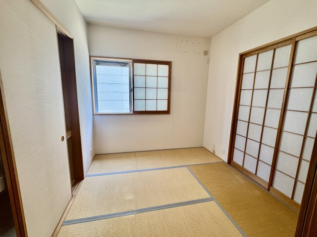 阪南市桃の木台7丁目　中古戸建の和室|ぜひ一度ご見学ください！お問合せお待ちしております♪