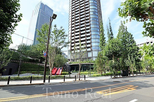 パークコート赤坂檜町ザタワーの外観