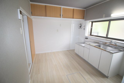 【居間・リビング】 | 宮山町３丁目戸建て