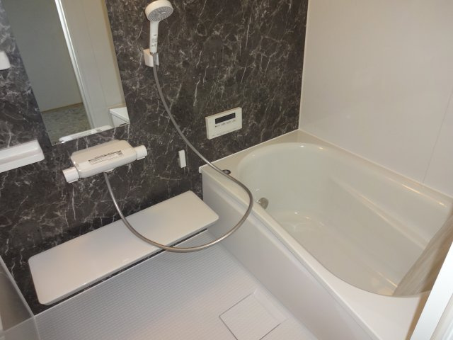 清田5-2戸建の浴室