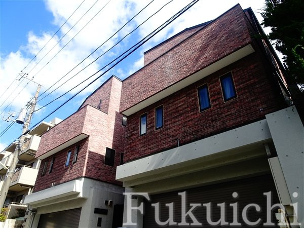 BRICK HOUSE（ブリックハウス）