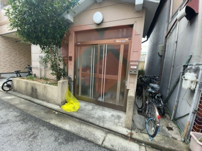 【エントランス】 | 堺市西区鳳南町５丁貸家