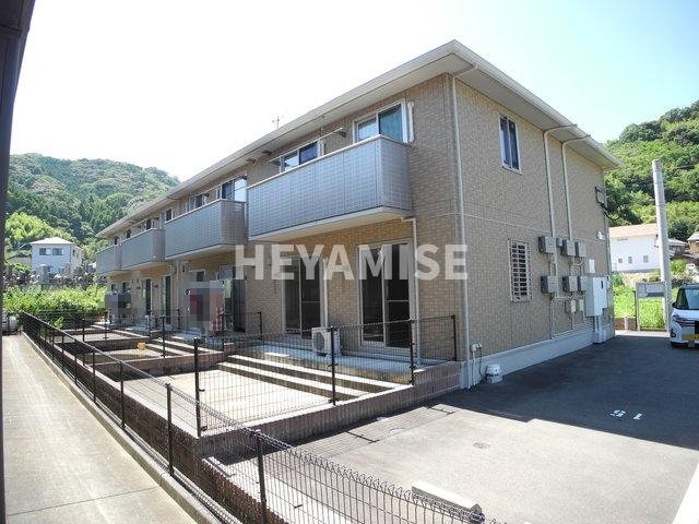 リヴィエール　ウィット