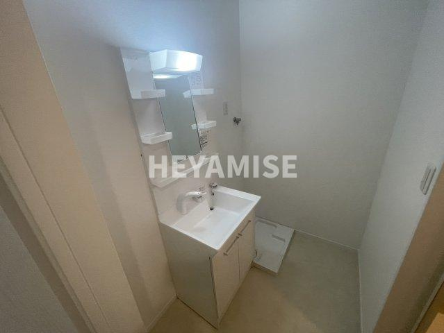 GRACE HIRAYAMA Aの独立洗面台|※同物件同室タイプの写真でございます※現況を優先します※