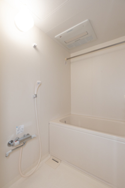 ＲＯＫＡ　ＴＥＲＲＡＺＺＡの浴室|※写真は同タイプ住戸です。