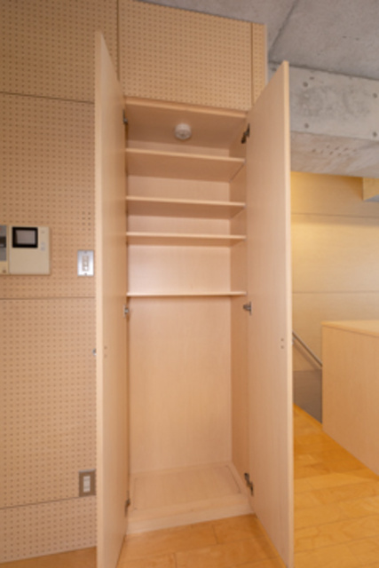 ＲＯＫＡ　ＴＥＲＲＡＺＺＡの収納|※写真は同タイプ住戸です。