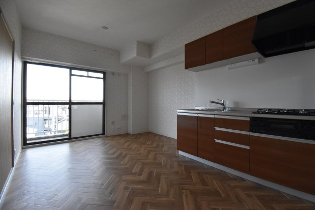 メゾンセレナの居間・リビング