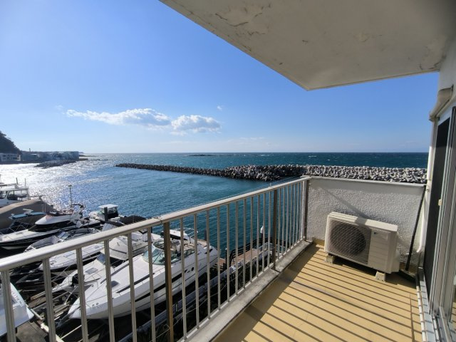 海見え！ライオンズリゾートマンション芦名　4階の展望|海を臨む